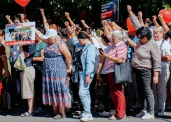 Protestatarii de la Penitenciarul nr. 13: Poporul se roagă pentru triumful dreptății |VIDEO