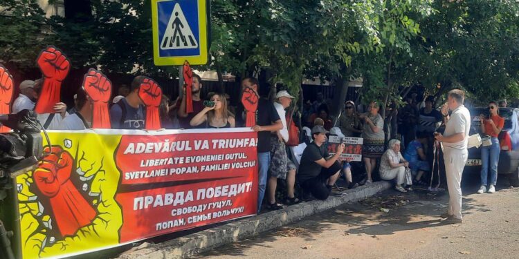 În continuare, se cere cer justiție corectă pentru bașcan și activiștii arestați |VIDEO