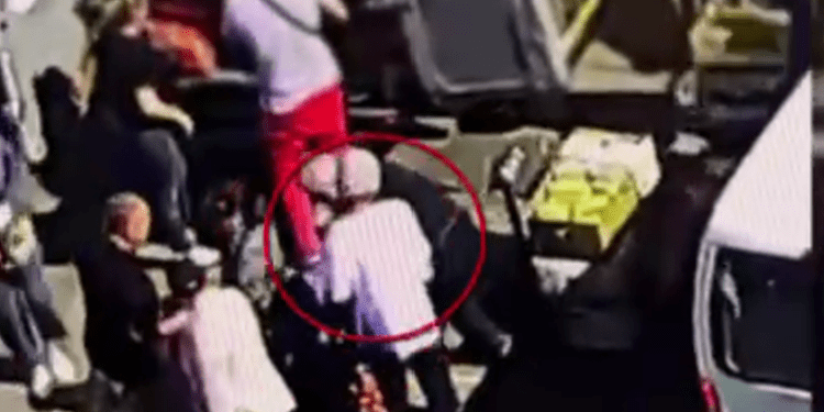 Femeie din Ucraina, reținută pentru furturi în piețele din Chișinău