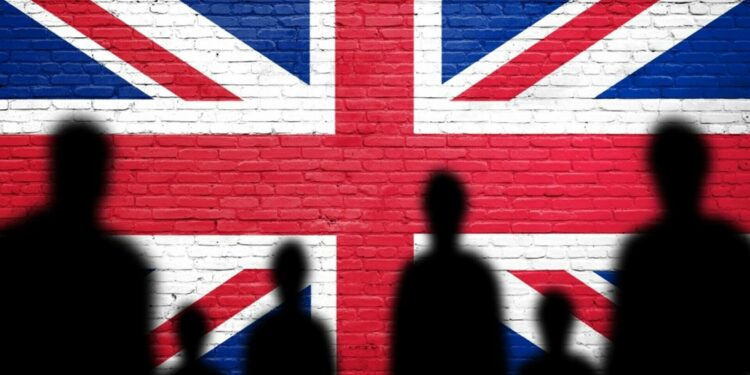 UK introduce cartea de identitate digitală obligatorie pentru cetățeni și rezidenți