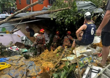 Alunecări de teren devastatoare în Malaezia. Cel puțin 12 morți și mii de persoane evacuate