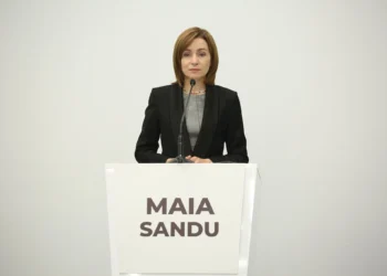 Sărăcie pentru unii, Vatican pentru alții: Președinția neagă folosirea banilor publici