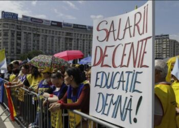 În loc de ore, proteste: În România are loc o grevă de amploare a profesorilor