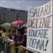 În loc de ore, proteste: În România are loc o grevă de amploare a profesorilor