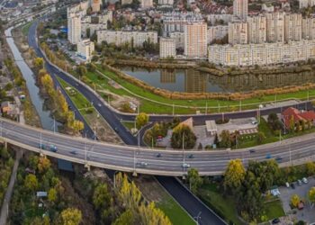 Podul de pe strada Mihai Viteazul din Chișinău a fost redeschis complet