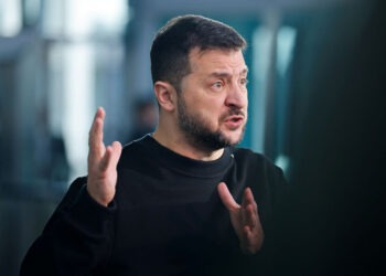 Zelenski, dispus la o întâlnire directă cu Putin, dar doar după încetarea focului