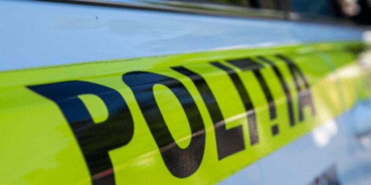 Tragedie în municipiul Chișinău. Un angajat MAI a murit în timp ce descărca o remorcă cu nisip