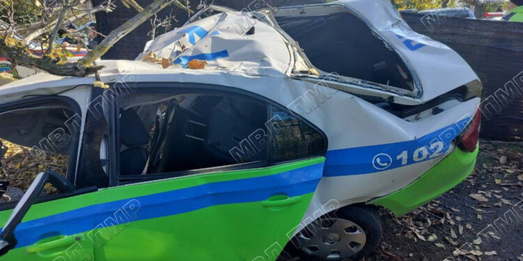 Accident în stânga Nistrului: Un polițist a murit, altul e în stare critică