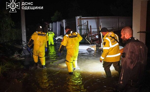 Потоп в Одессе: аномальный ливень унес жизни 9 человек, среди них ребенок