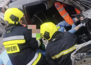 Серьезная авария в Единцах. Молодому человеку потребовалась помощь спасателей