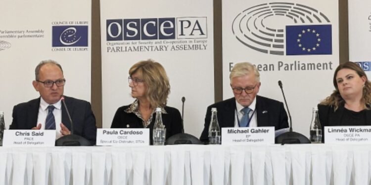 Международные наблюдатели отметили предвзятость СМИ в Молдове на парламентских выборах