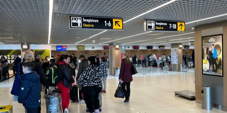 Тревога в кишиневском аэропорту: Источники сообщают о взрывоопасном предмете в багаже