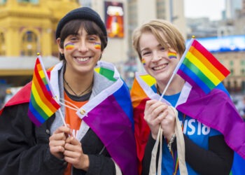UE sare în apărarea valorilor LGBT. Cei care se opun vor fi sancționați