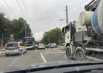 Авария с участием троллейбуса в Кишинёве