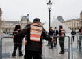 Во Франции арестовали двух подозреваемых в ограблении Лувра