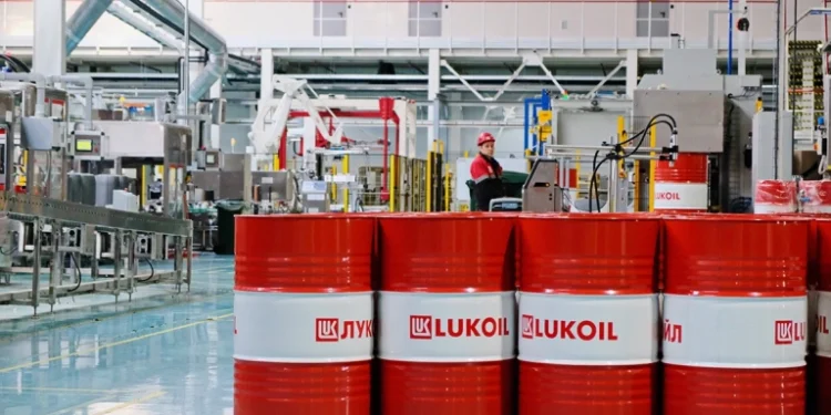 ЛУКОЙЛ решил продать зарубежные активы из-за санкций