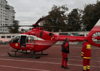 Elicopter SMURD aduce la Chișinău un băiat operat la Iași pentru traumatism toracic