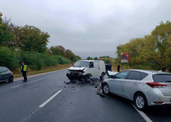 Accident la Țânțăreni: Patru persoane au fost rănite