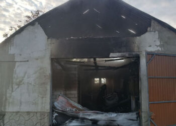 Incendiu puternic la un depozit din Zaim, Căușeni: pagube materiale, fără victime