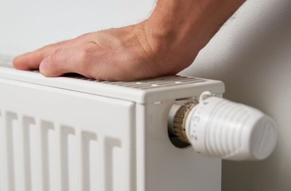 Amendă de până la 3000 de euro în Italia pentru cine ridică temperatura la peste 19 grade Celsius în sezonul rece