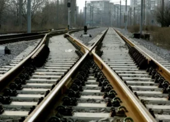 Țigarete de contrabandă, ascunse în trenul «Chișinău–București»