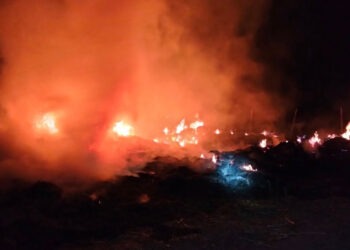 Nutreț incendiat la Carabetovca: un localnic acuză un gest intenționat
