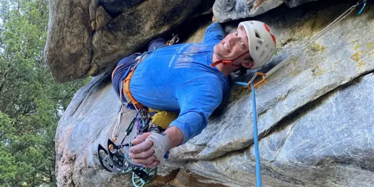 Известный 23-летний скалолаз погиб после падения с Эль-Капитана в национальном парке Йосемити