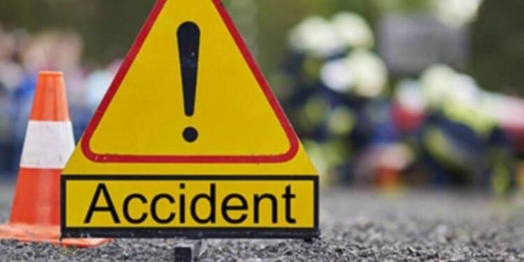 Trei persoane, rănite într-un accident în lanț la Ialoveni