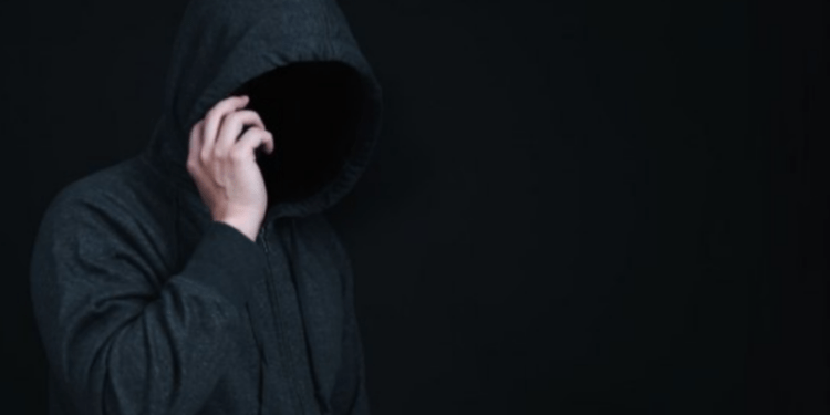 Doi tineri din Bender, condamnați la 11 ani de închisoare pentru escrocherii prin schema „ruda implicată în accident”