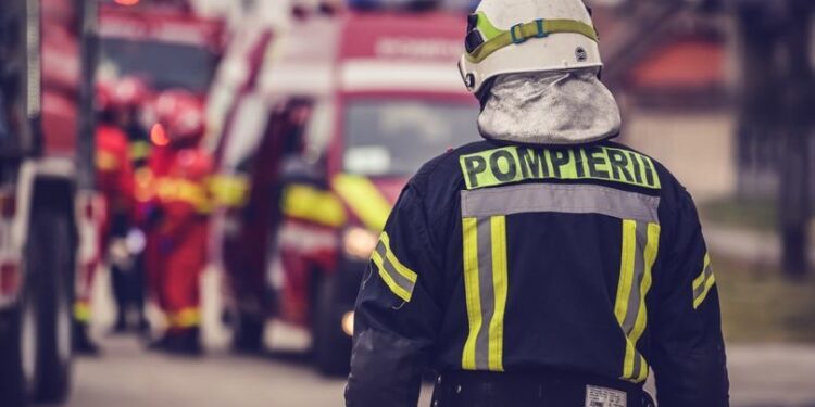 Tragedie la Comrat: O femeie a decedat după ce casa i-a fost cuprinsă de flăcări