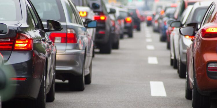 Șoferii din Moldova vor plăti două taxe pentru drumuri până în 2028