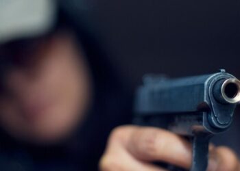 15 ani de închisoare pentru bărbatul care a împușcat un vecin pe strada Ismail