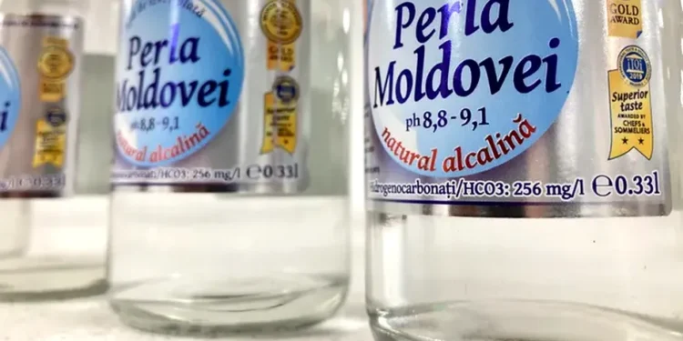 Scandal uriaș: apa plată „Perla Moldovei” a fost contaminată cu fecale – ANPC intervine