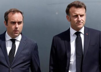 Макрон вновь назначил Лекорню премьером Франции