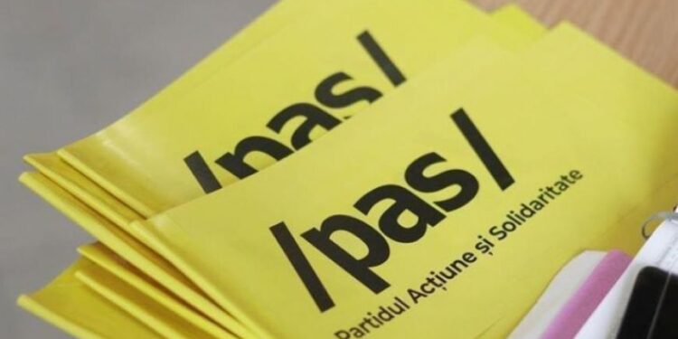 Pas pierde doi deputați. În parlament vor apărea primii independenți