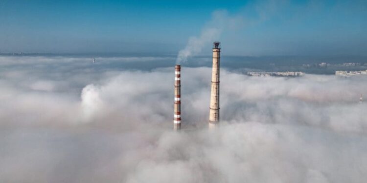 Финансовый балласт: Termoelectrica будет выплачивать исторические долги Energocom и Moldovagaz до 2040 года