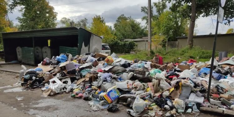 Кризис мусора в Бэлць: мэр обвиняет в «терроризме» и обещает срочные меры