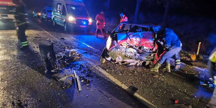 Doi oameni și-au pierdut viața într-un grav accident la Sîngerei