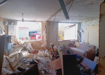 Explozie într-un apartament din Florești: două persoane rănite