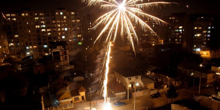 Încă un oraș din România renunță la artificiile din noaptea de Revelion, după Iași și Cluj-Napoca
