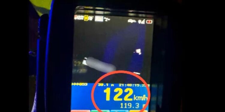 В Кишиневе полицейские остановили 17-летнего «гонщика» на Porsche