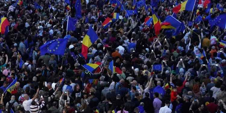 В Бухаресте проходит акция протеста Альянса профсоюзов оборонной промышленности