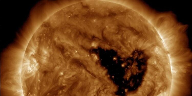 Учёные: 7 ноября может стать самым сложным геомагнитным днём в 2025 году