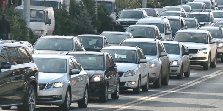 В Кишиневе движение будет перекрыто на нескольких улицах в связи с визитом Роберты Метсолы
