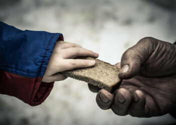 Trei din zece moldoveni trăiesc în sărăcie absolută. Studiu IDIS Viitorul