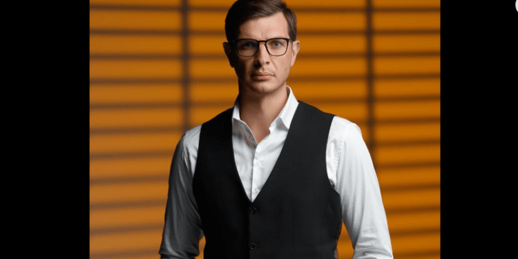 De ce Vlad Plahotniuc nu se prezintă la ședințele de judecată? Rogac: El este limitat în construirea apărării și îi este blocat accesul la materialele acuzării