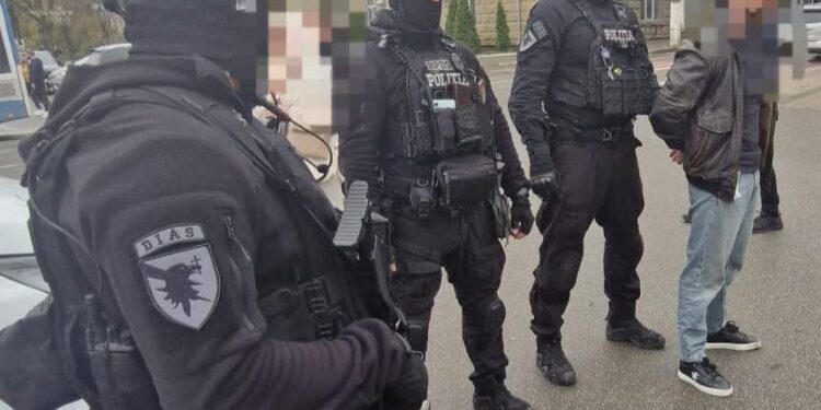 Bărbat din Sângerei, reținut pentru șantaj: a cerut peste 40.000 de lei unei victime pentru o datorie inventată