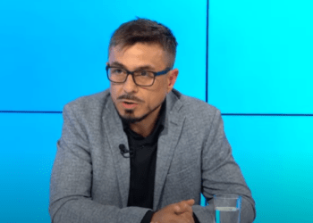 Ян Лисневский о русском доме, шпионах, новом разделении людей и обманутых надеждах на власть