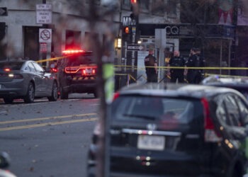 Unul dintre cei doi membri ai Gărzii Naționale împușcați la Washington, o tânără de 20 de ani, a murit