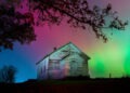 Aurora boreală vizibilă în SUA, din New York până în Texas, pe fondul unei furtuni geomagnetice care a luminat cerul